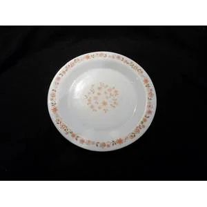 Vintage Arcopal milk glass plate